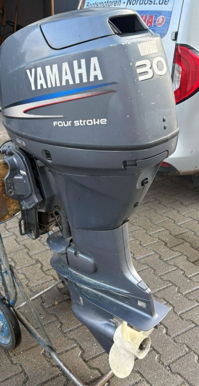 Yamaha F30 gebraucht